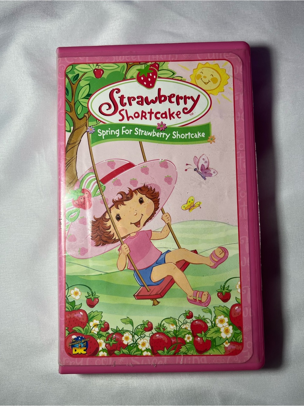 Vintage Spring for Strawberry Shortcake VHS 2003 Pink Clamshell Scented
